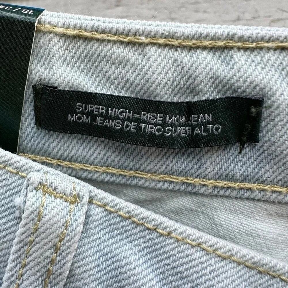 Wild Fable SUPER HIGH-RISE MOM EAN
MOM JEANS DE TIRO SUPER ALTO size 18 - Picture 4 of 5